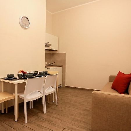 Apartcity Naples B&B Екстериор снимка