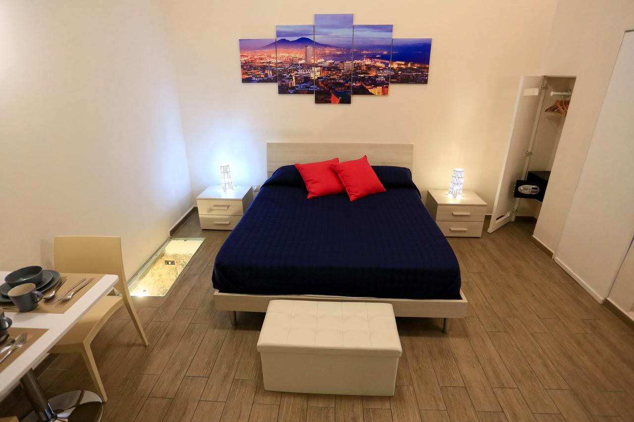 Apartcity Naples B&B Екстериор снимка
